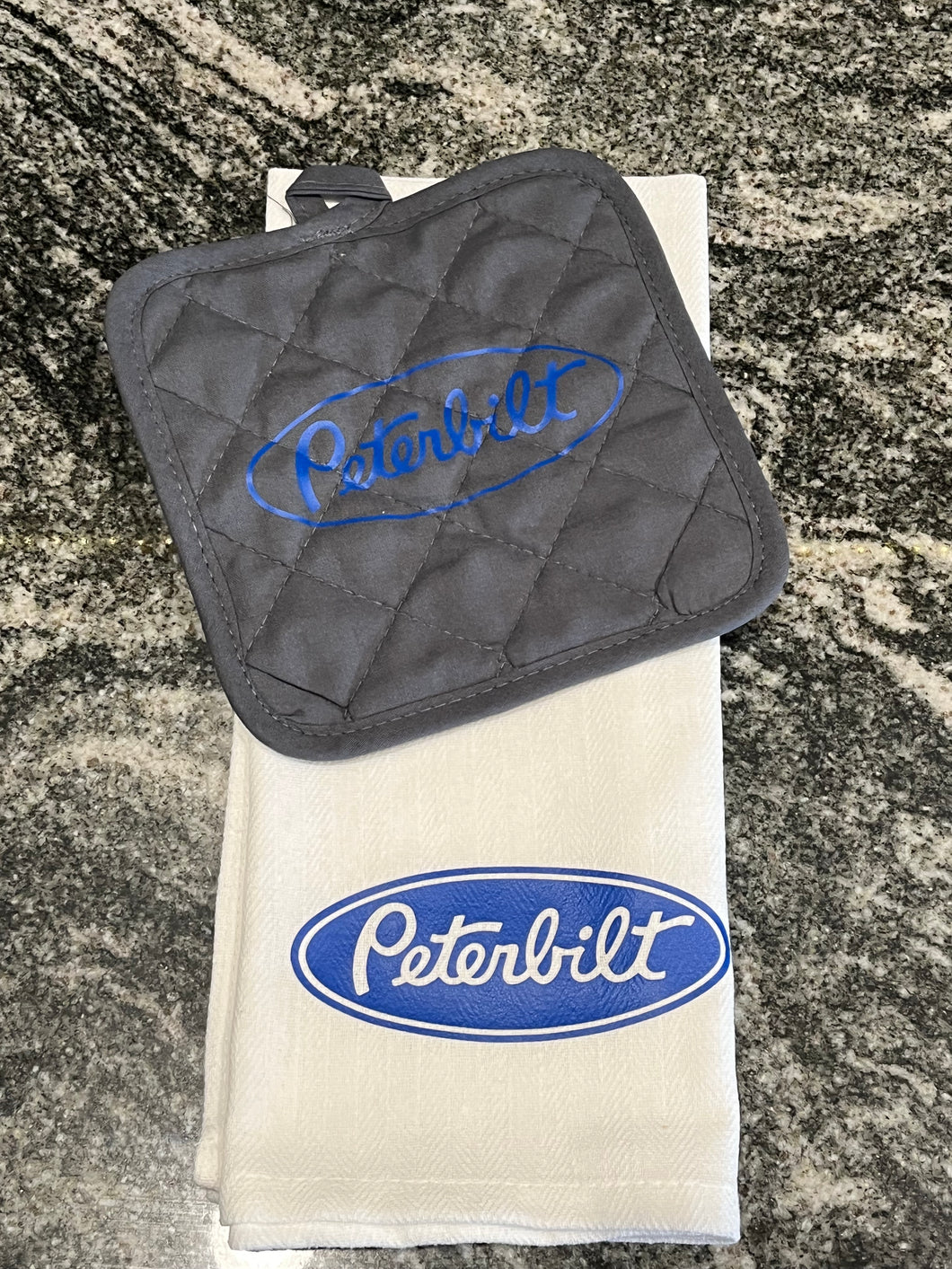 Peterbilt Semi Truck towel set