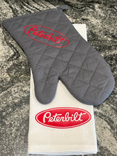 Load image into Gallery viewer, Peterbilt Semi Truck towel set
