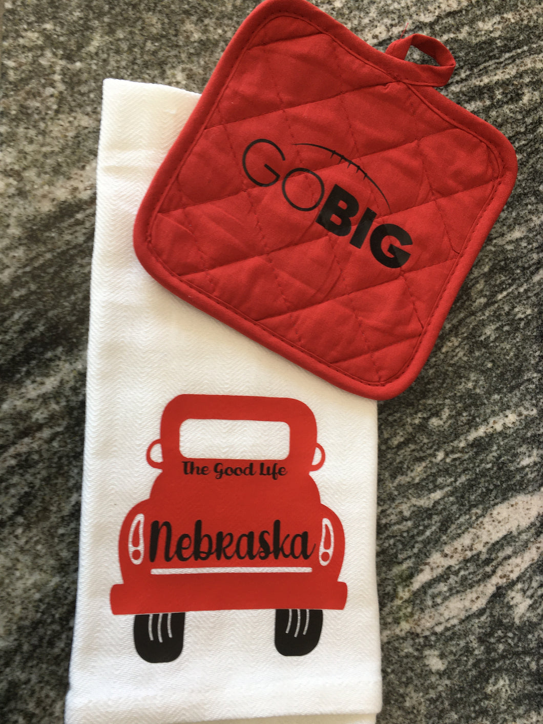 Nebraska red pickup towel/hot pad set