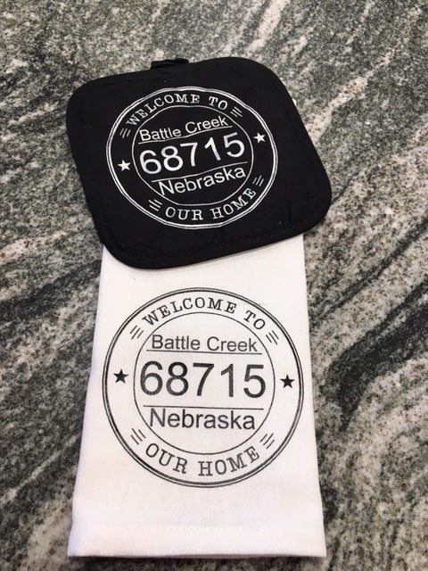 Battle Creek Nebraska towel set with black hot pad